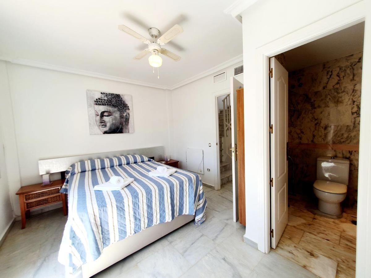 Lomas De Cabopino House Appartamento *